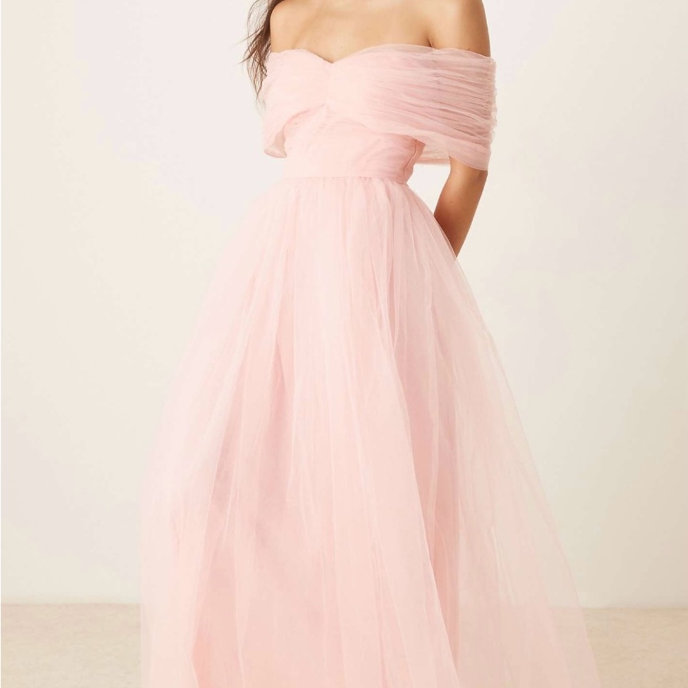 Chic Strapless Blush Dress